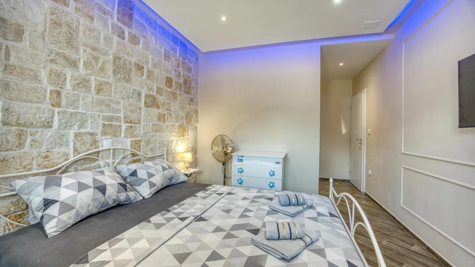 Holiday Home Solea With Pool Bibinje