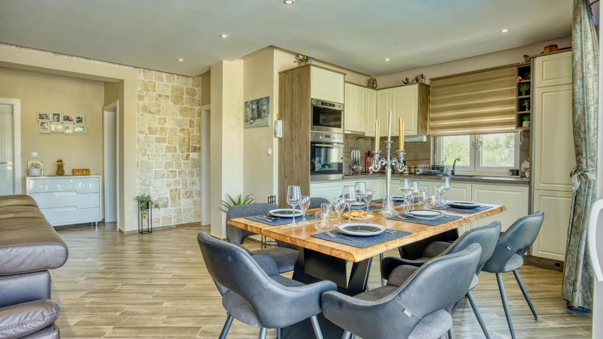 Holiday Home Solea With Pool Bibinje